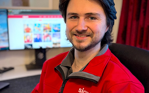 Filmmaker Alex Thomson